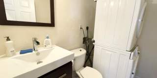 7 Iroquois St. Gallery 5