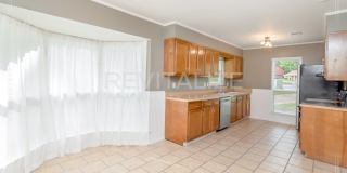 1724 Rustic Wood Ct – Classic Comfort Meets Outdoor Living Gallery 14