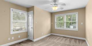 4 Bedroom 3 Bath in Haymount- Available through June 1, 2027 only! Gallery 37