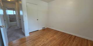 *AVAILABLE NOW* 3 Bedroom in Martin Acres, Huge Yard Gallery 19