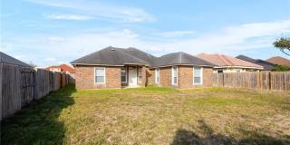 402 Hackberry Avenue Gallery 12