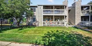 Charming 2BR Condo in Denver - Available NOW! Gallery 30