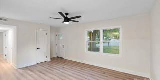 Room in 3 Bedroom Home at Braden Dr Gallery 20
