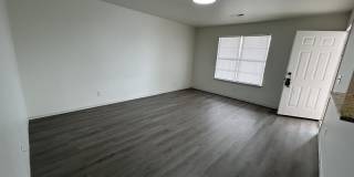 329 Berry Street - 204 Gallery 1