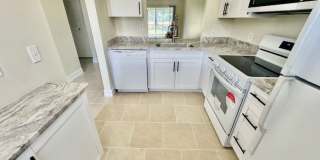 2 bedroom 2 bathroom unfurnished annual Gallery 8