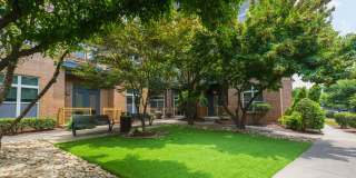 Elizabeth Square Gallery 1