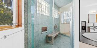 450 Victoria Ter Gallery 18