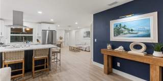 2412 La Salle Avenue Gallery 44