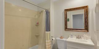 7635 Family Circle Gallery 19