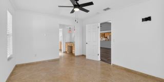 1012 W Camino Real Gallery 25