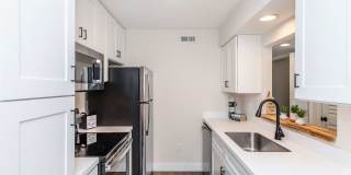 Hawthorn Suites Gallery 13
