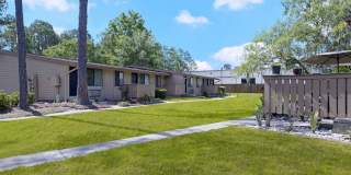 Pelican Pointe Apartments Gallery 11