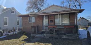 23065 Cayuga Avenue Gallery 1