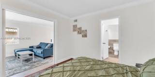 8617 SW 68th Ct Gallery 10