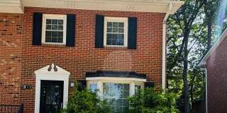 3 Bedroom, 2 Bath Townhouse Gallery 1