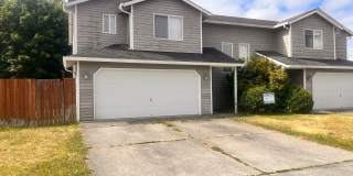 Charming Battle Ground Two-Story Home with Fenced Backyard! Gallery 1