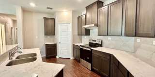 3BED / 2 BATH House for lease in New Braunfels! Available Now! Gallery 1