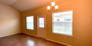 *MOVE IN SPECIAL* High Ceilings, Fenced Yard & 2-Car Garage – New Braunfels Living! Gallery 15