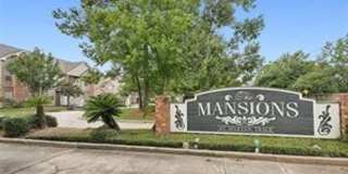 1 Bedroom, 1 Bathroom Condo, Gated Community Gallery 1