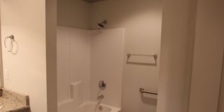 Beautiful 3 Bedroom 2 Bathroom Townhouse in South Tyler! Now offering 1/2 OFF FIRST FULL MONTHS RENT! Gallery 15