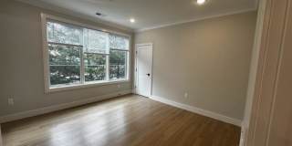 104 Warren St. Gallery 5