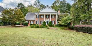 1640 Lazy River Lane Gallery 1