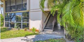 Beautiful Garden Apartment, Move in Condition Gallery 4