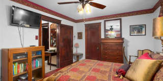 3637 Meramec Street Gallery 24