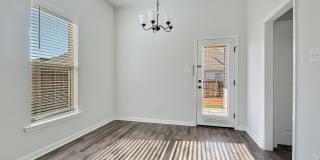 Two year old 3 bedroom available for Lease in Hunters Trace! Gallery 3