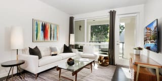 The Residences on Jamboree Gallery 18