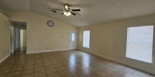 Single Family Home 3/2 Gallery 12