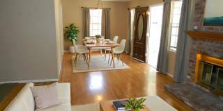1342 E Maple, Pool Home - AVAILABLE 6/1/2026 Gallery 6