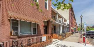 814 WASHINGTON ST Gallery 21