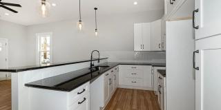 Completely remodeled 2 bedroom home in Newport Gallery 1