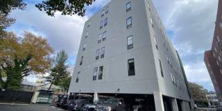 104 Howe Gallery 7