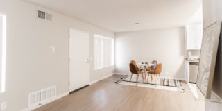 Pacific Pointe Gallery 11