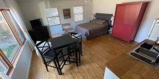 4 bed/3bath-University Elementary School/IU Health/IU Golf Course Gallery 29