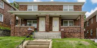 Spacious 3 Bedroom Duplex in the Heart of Midtown Featuring Detached Garage!! Gallery 1