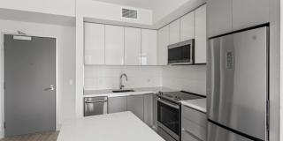 La Vida Melrose Gallery 6