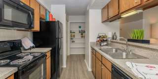 One Townecrest Apartments Gallery 2