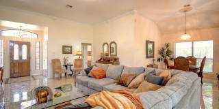 719 Oak Hollow Dr Gallery 6