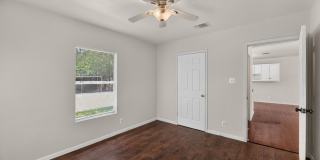 Charming 2BR House in San Antonio Gallery 23