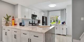 7921 SANIBEL DR Gallery 21