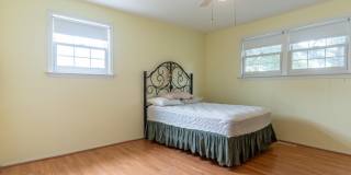 13032 WORTHINGTON Road Gallery 29