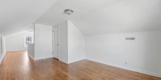 3 bedroom White Oak home available NOW! Gallery 15
