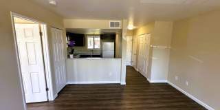 Lovely One Bedroom Condo in Novato Gallery 1