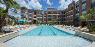 1300 North Post Oak Gallery 1