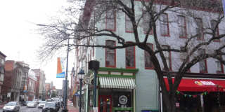 2 W WASHINGTON Street Gallery 5