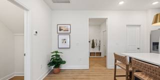 Marglyn Matthews Gallery 28