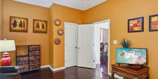 1510 Saint Anthony Street Gallery 6